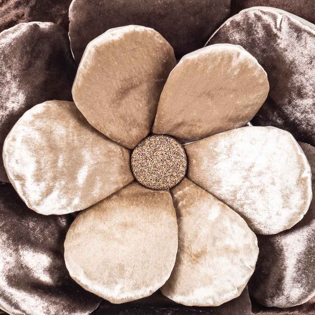 Charming Rose-Shaped Cushion Cover