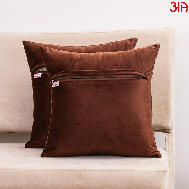 hexagon zari embossed cushion brown4